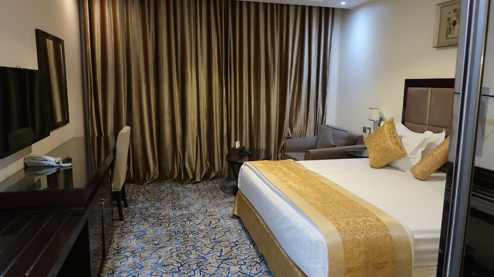 Basic Single Room photo 3