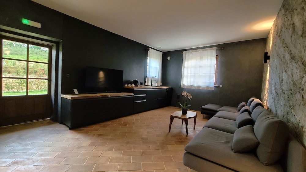 Suite, Kitchenette, Garden View