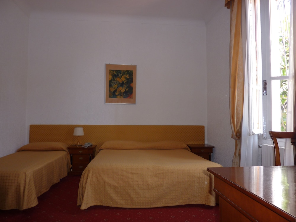Superior Double Room - Photo 20