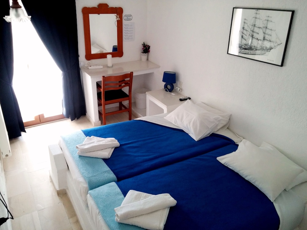 Standard Apartment, 1 Bedroom, Sea View - Photo 1