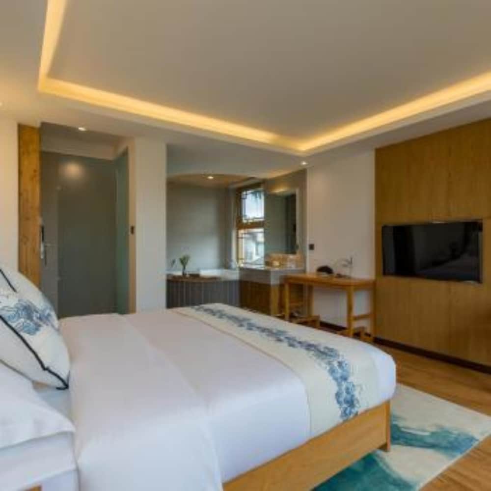 Deluxe Double Room (Mainland Chinese Citizen Only)