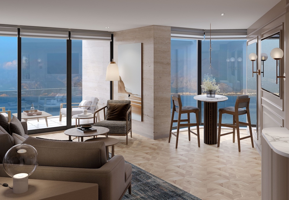 Skyline Suite - Photo 2