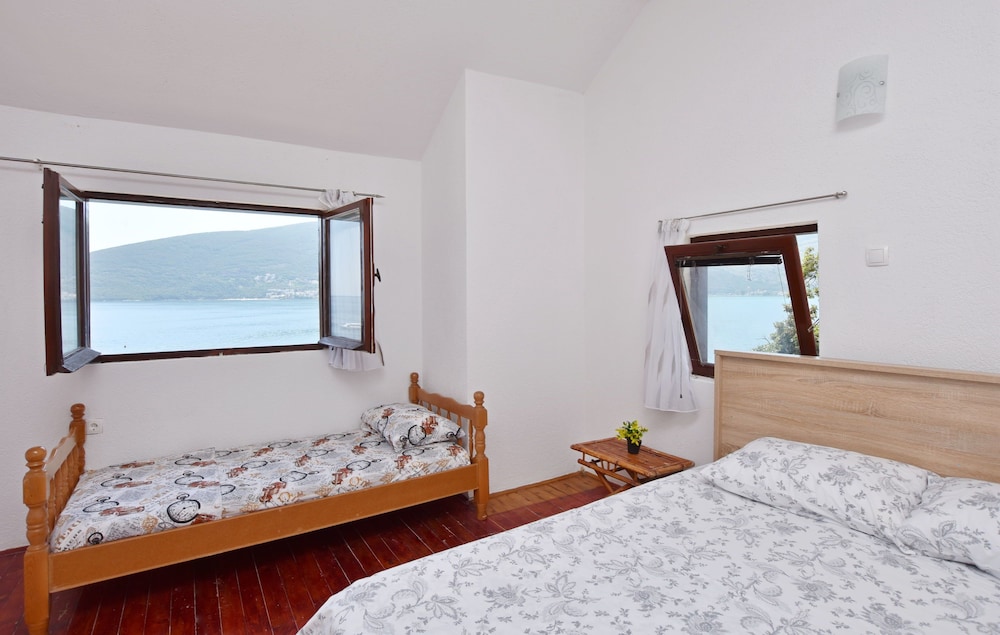 Apartment (A1) photo 1