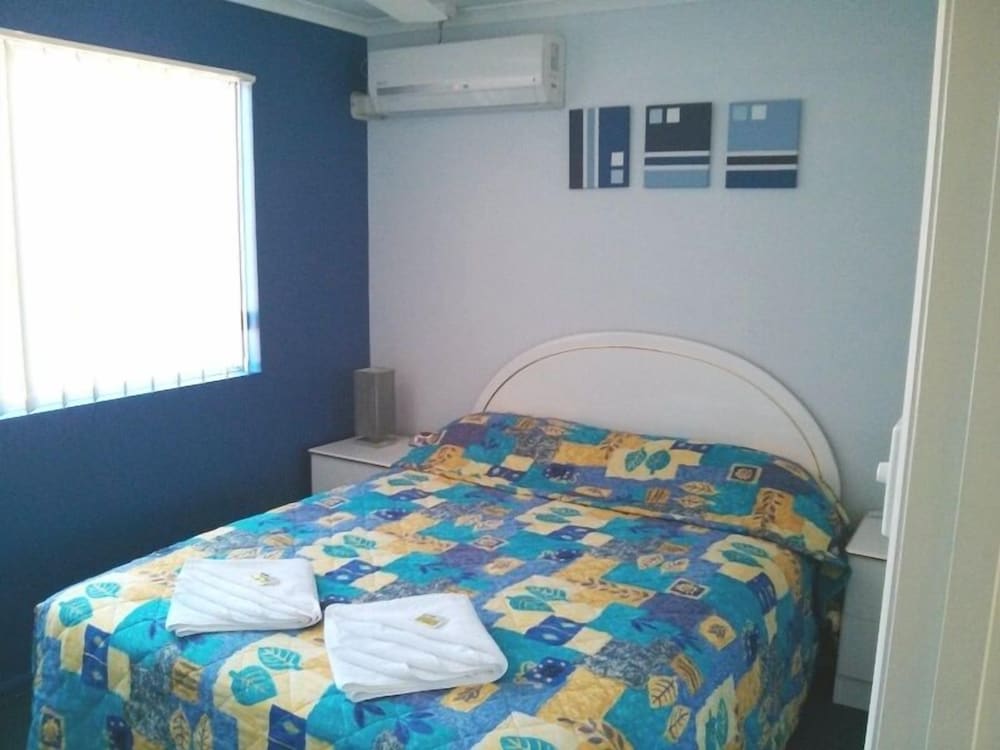 Two Bedroom Townhouse with Two Bathrooms photo 3