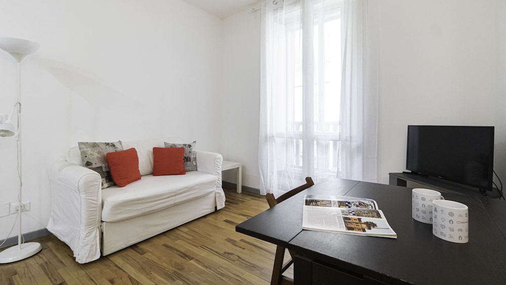Apartment (1 Bedroom)