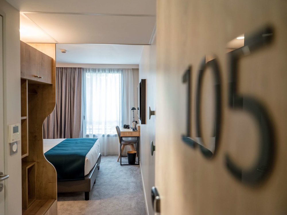 Standard Room, 1 Queen Bed, Non Smoking