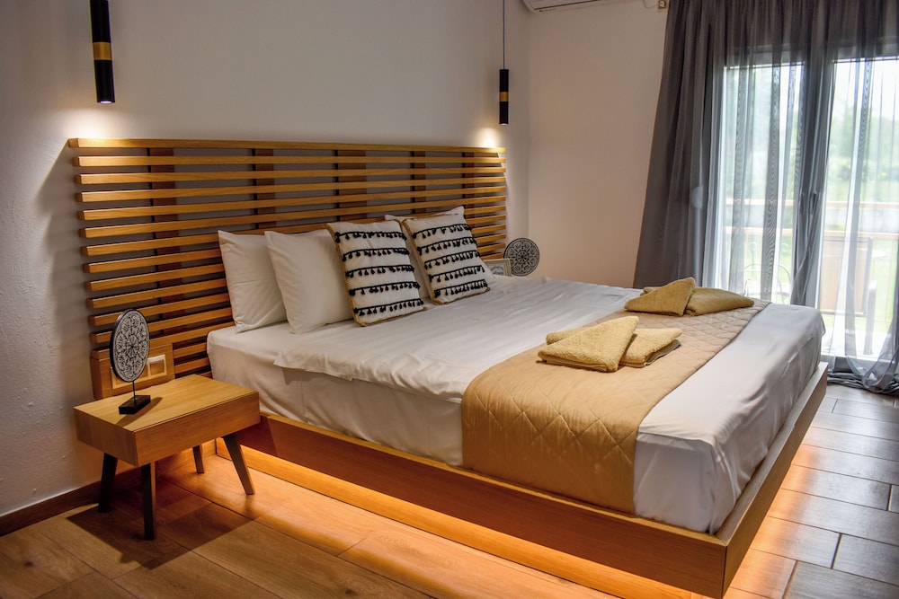 Superior Double Room, Garden View photo 2