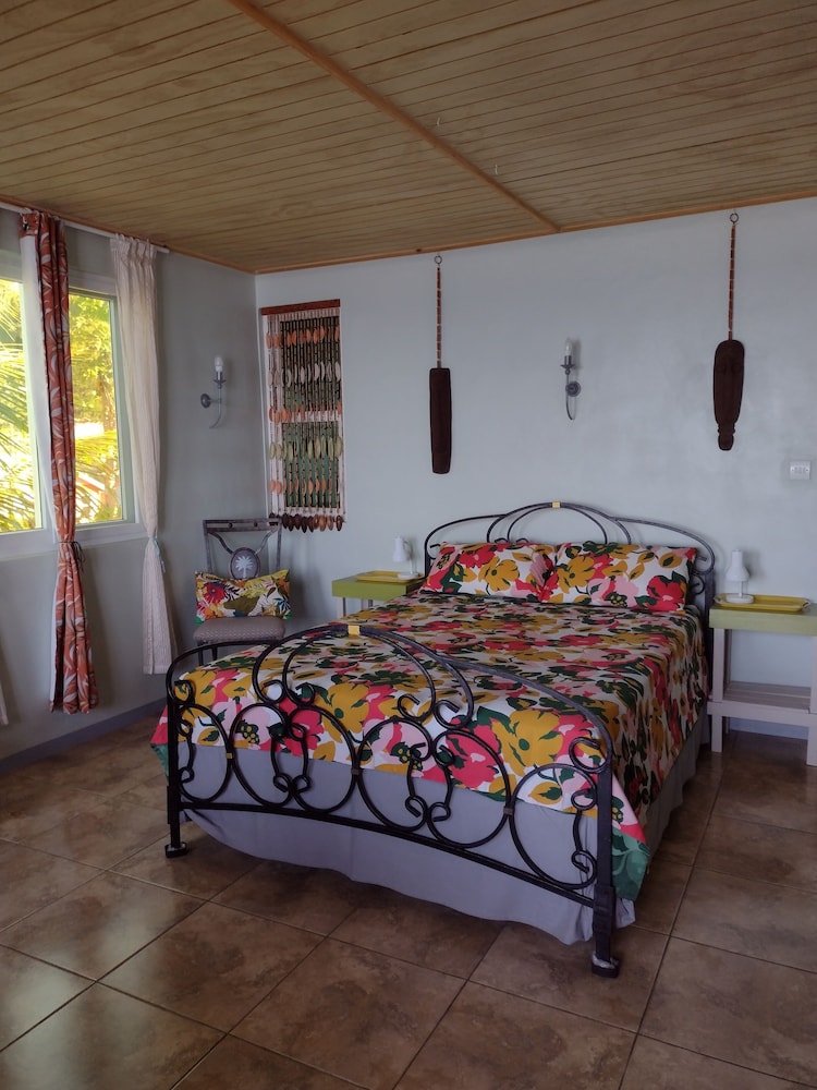 Comfort Suite, 1 Bedroom, Ocean View photo 2