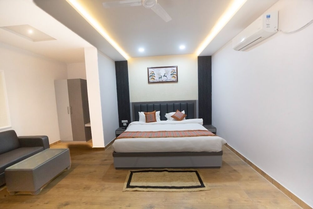 Premium Room - Photo 2