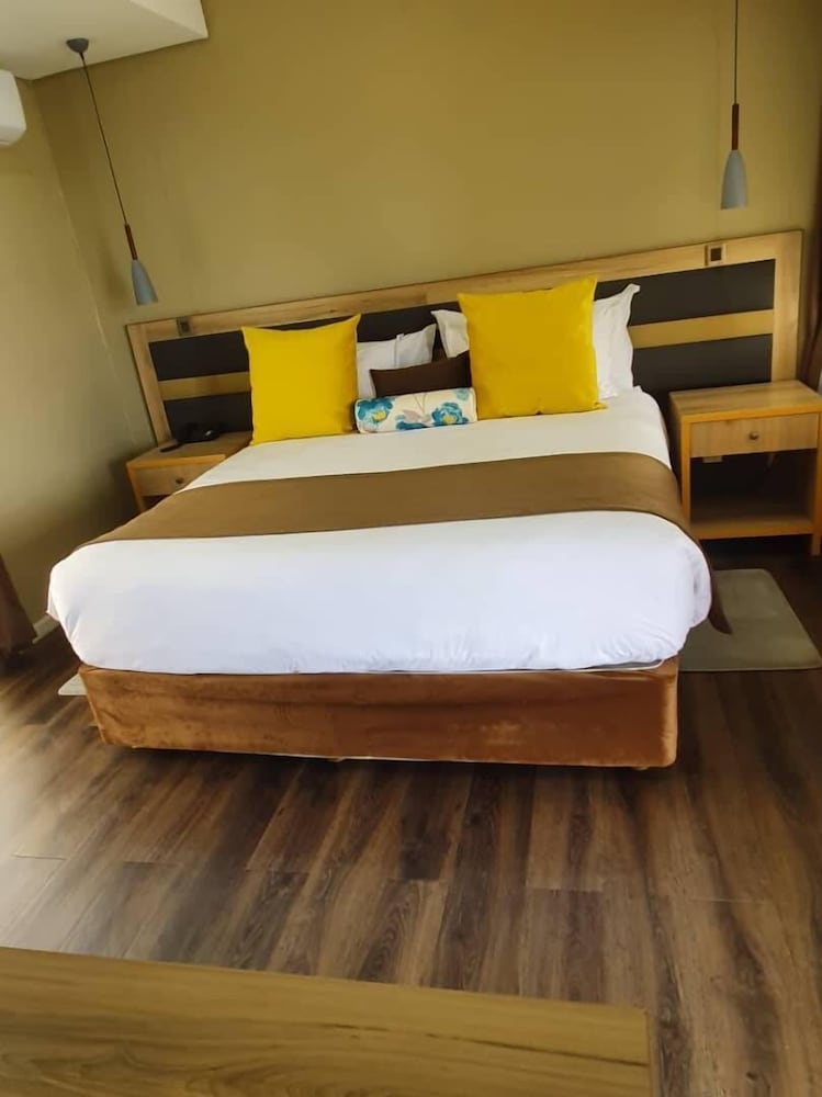 Standard Double Room photo 2