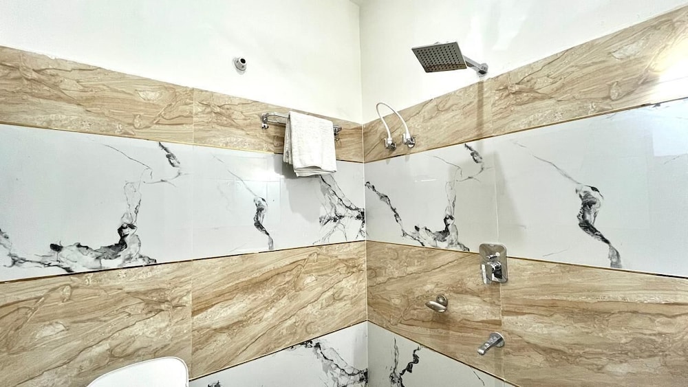Deluxe Double Room, Balcony, City View