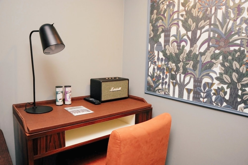 Double Room (La Couture)