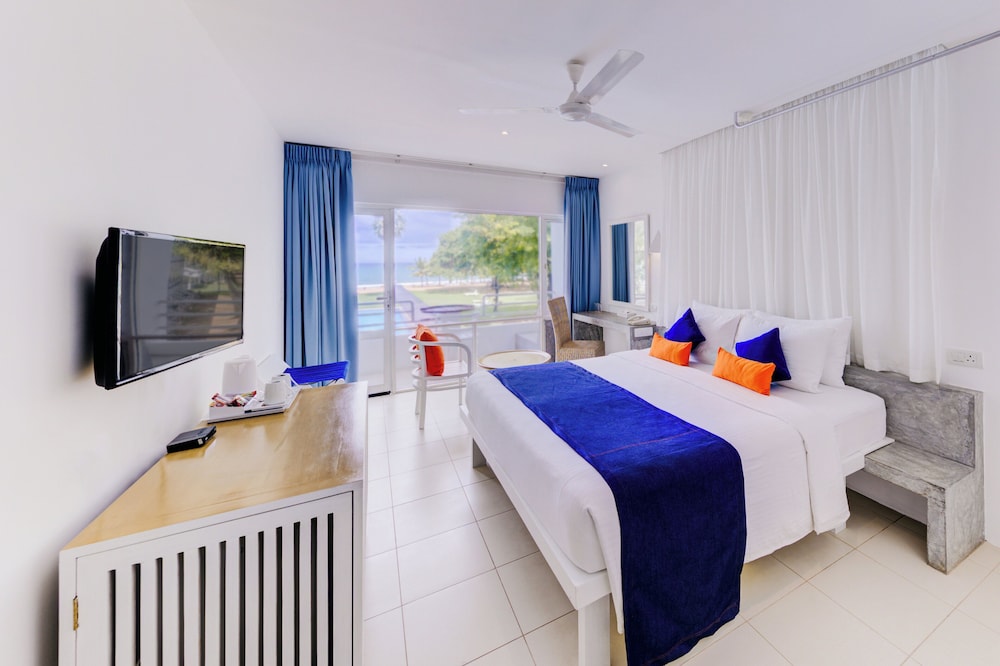 Superior Ocean View King photo 3