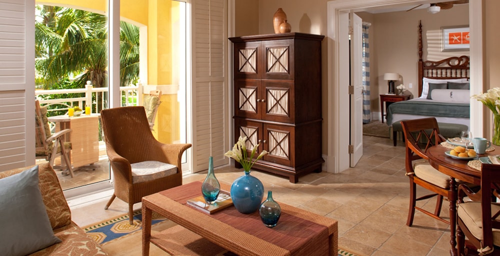 Luxury Suite, 1 Bedroom, Ocean View (Beach House One Bedroom Butler Suite) photo 3