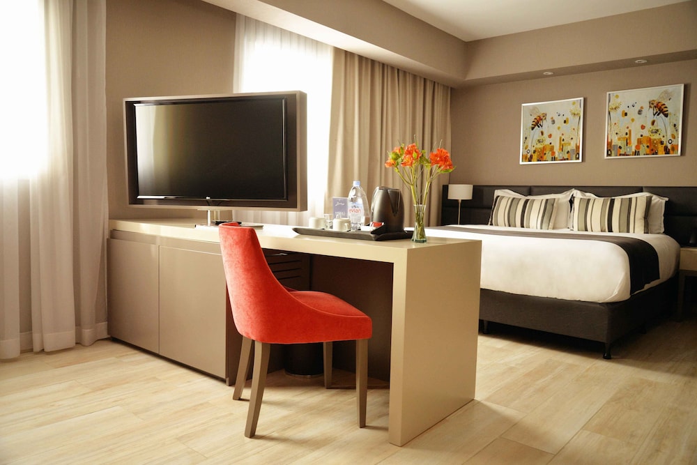 Deluxe Studio Suite photo 1