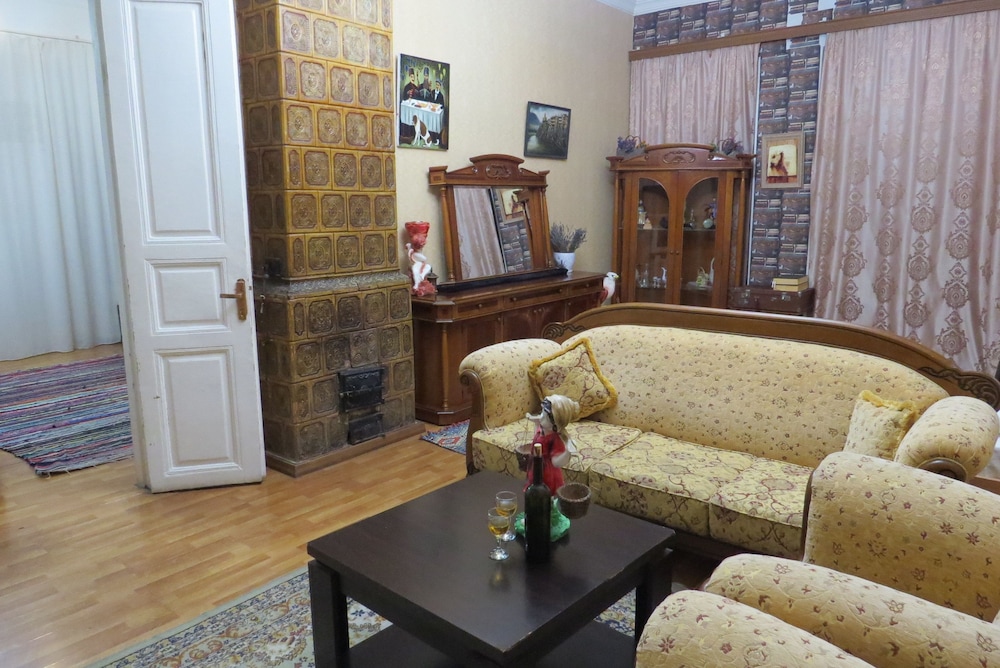 Apartment photo 3