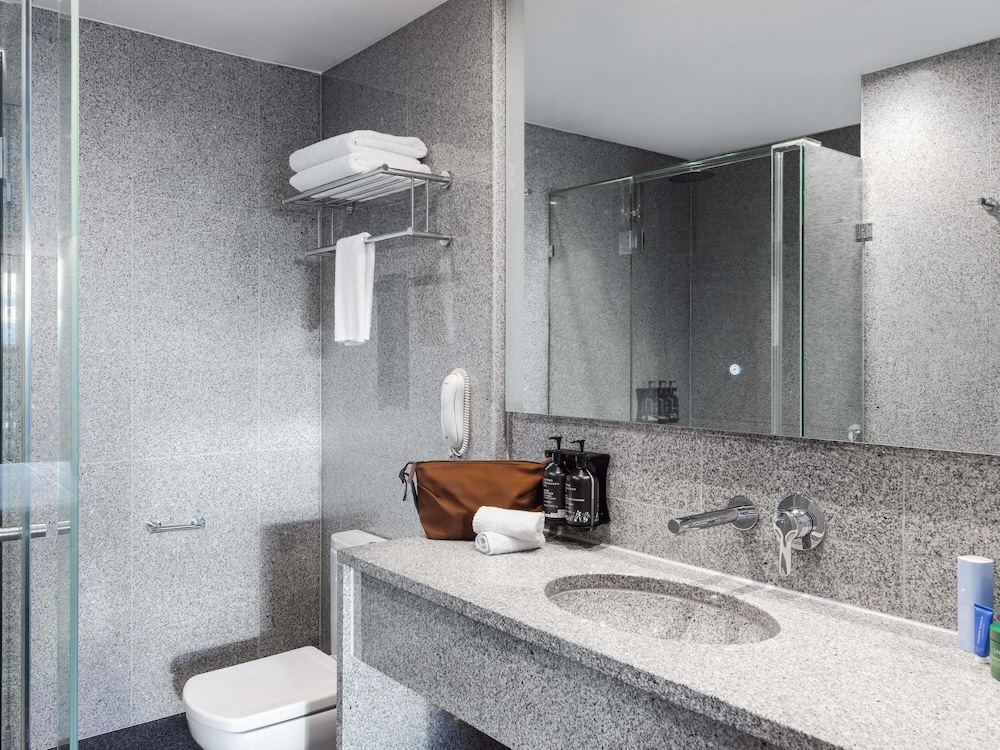 Premium Studio, 2 Twin Beds - Photo 3