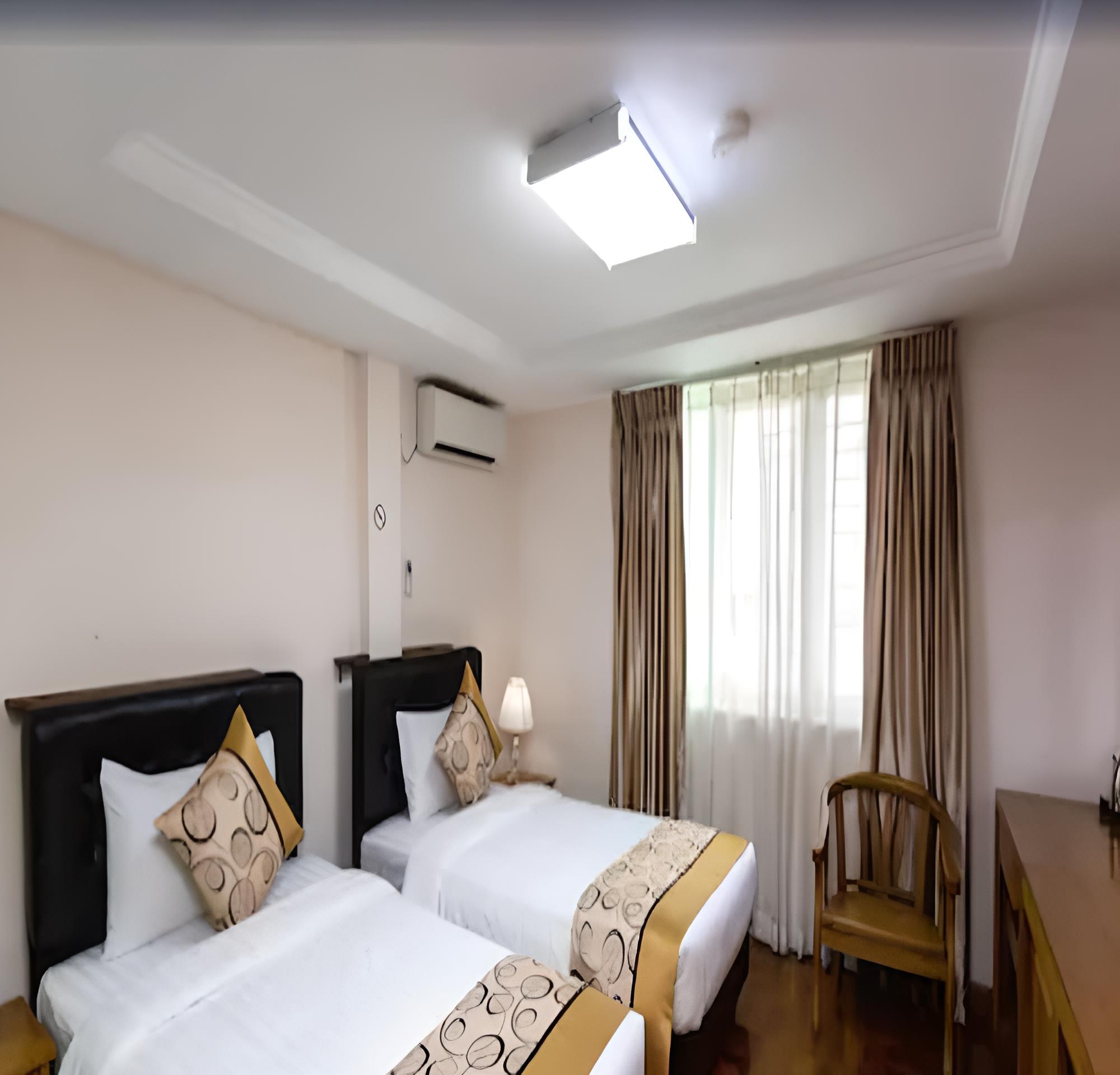Deluxe Double Room photo 2