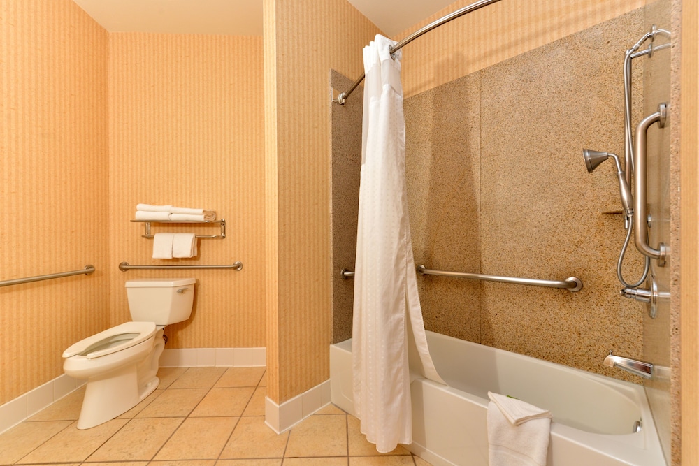 Standard Room, 2 Queen Beds, Accessible (Communications Accessible) - Photo 3