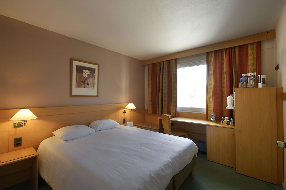 Standard Room, 1 Double Bed - Photo 8