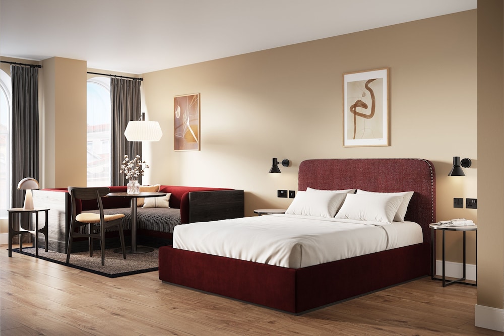 Deluxe Studio, 1 Queen Bed