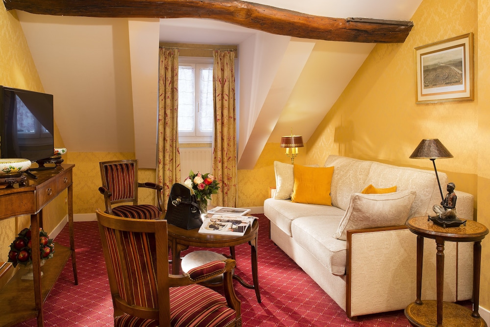 Suite photo 1