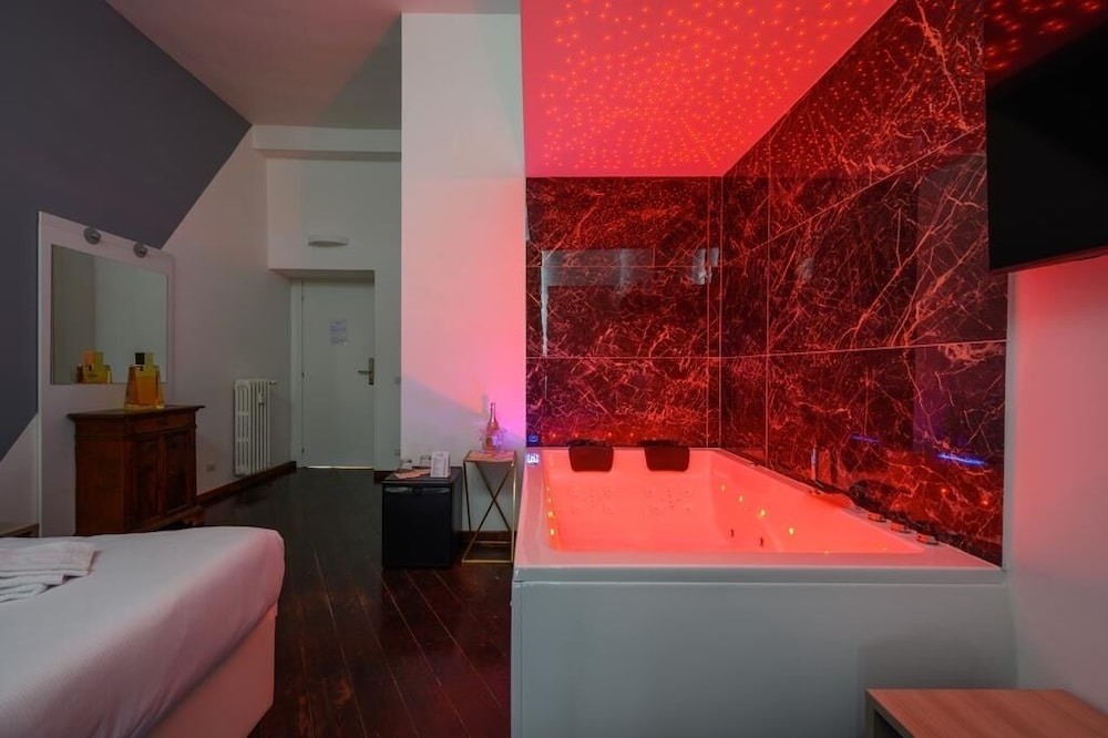 Exclusive Double or Twin Room, 1 Queen Bed, Hot Tub, City View