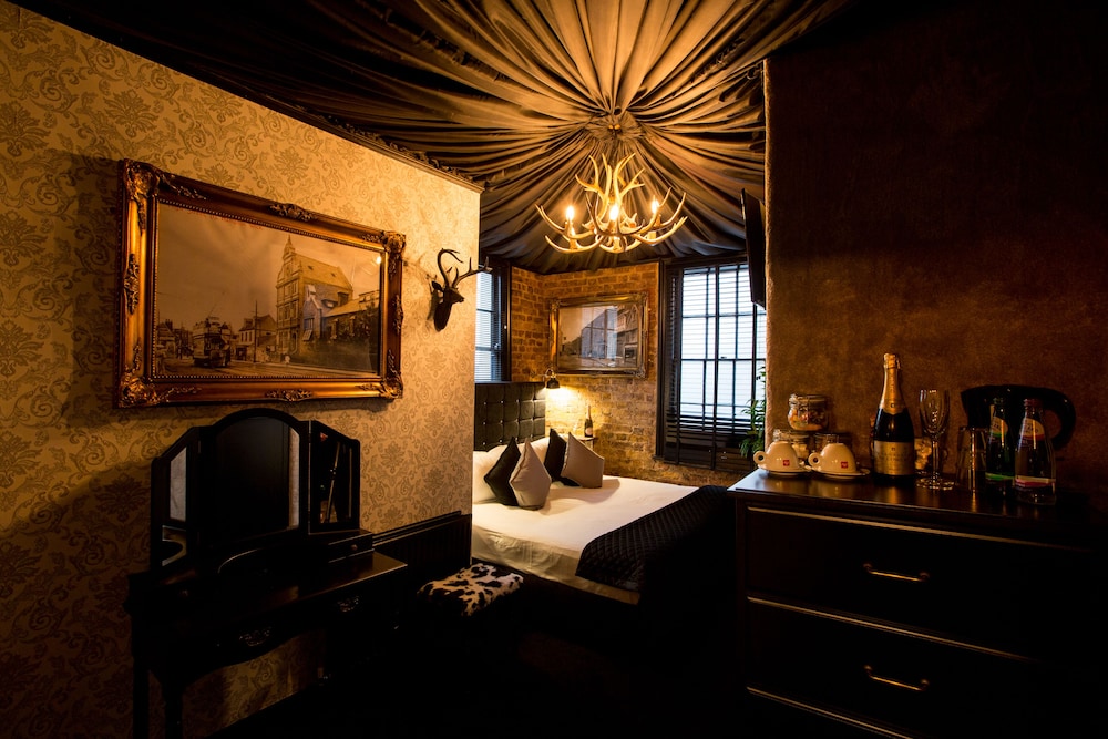 Comfort Room, 1 King Bed