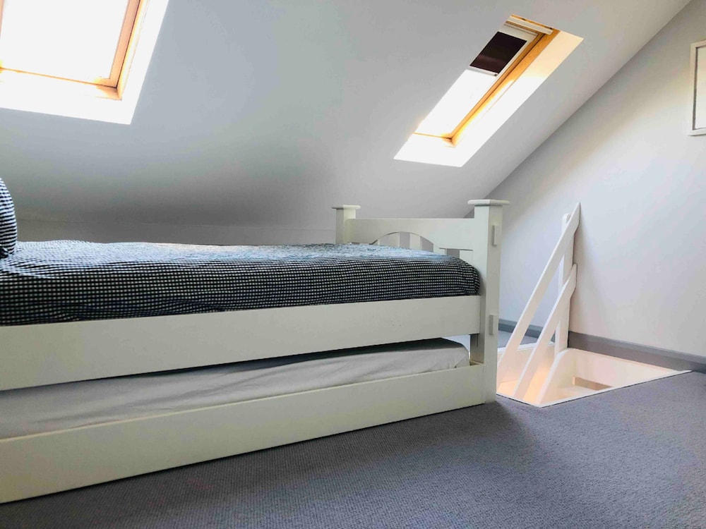 Two- Bedroom House photo 3