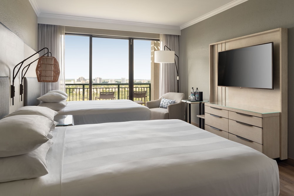 Suite, Multiple Beds, Balcony, Pool View