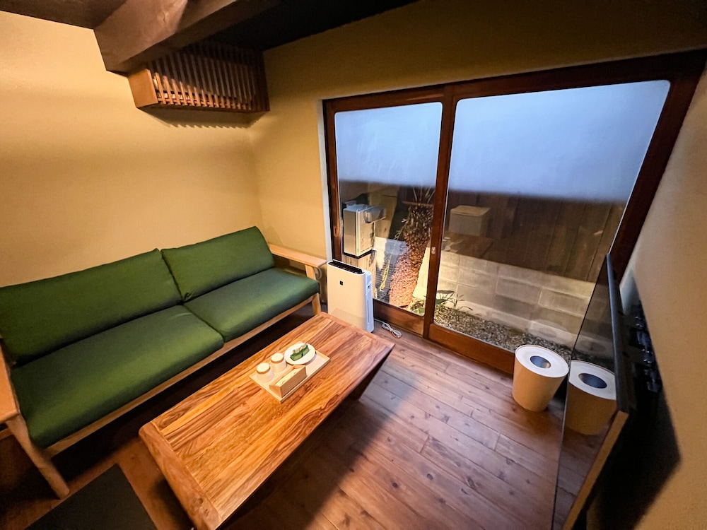 Town House No.2, Non Smoking - Photo 1