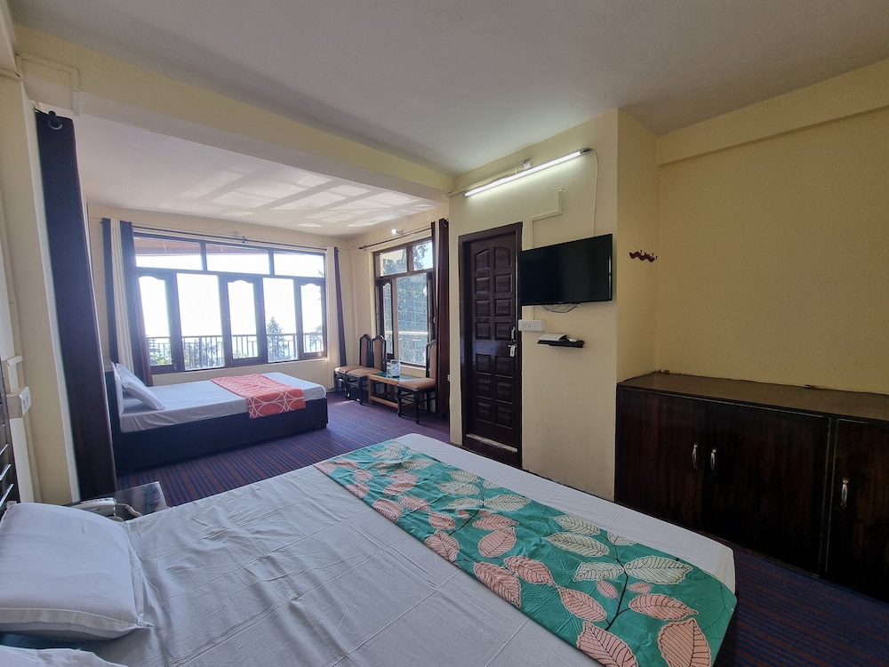Family Quadruple Room, Non Smoking, Mountain View
