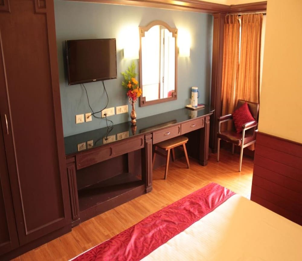Deluxe Room - Photo 2