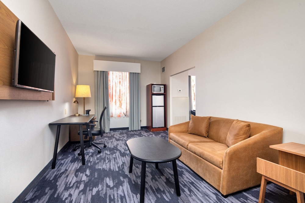 Executive Room, 1 King Bed with Sofa bed