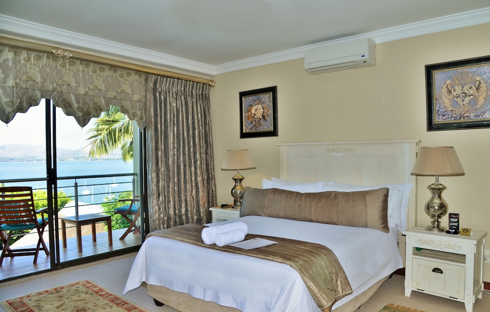 Suite (3) photo 2
