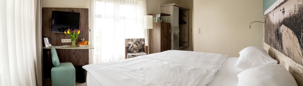 Premium Double Room photo 2