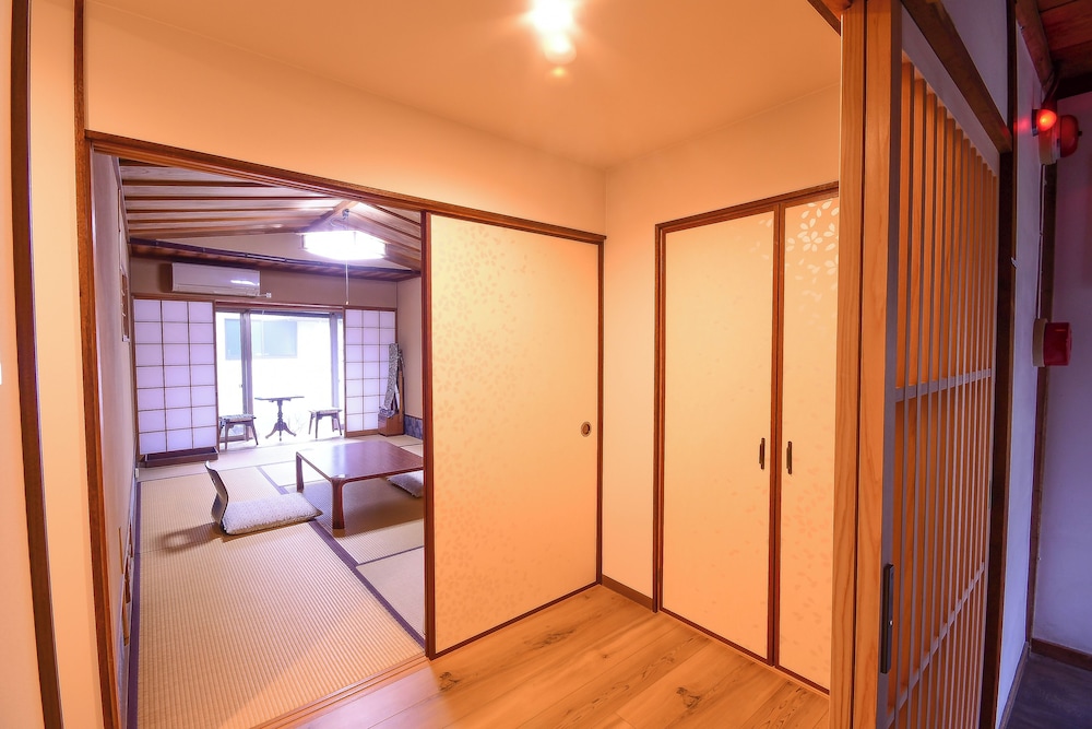 Deluxe Twin Room photo 1