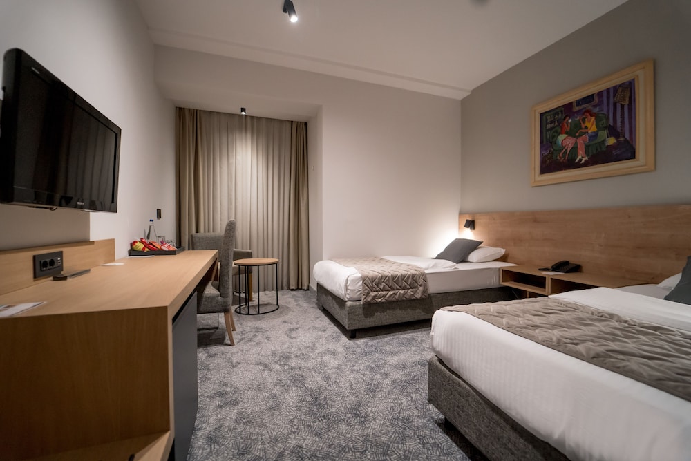 Standard Room - Photo 2