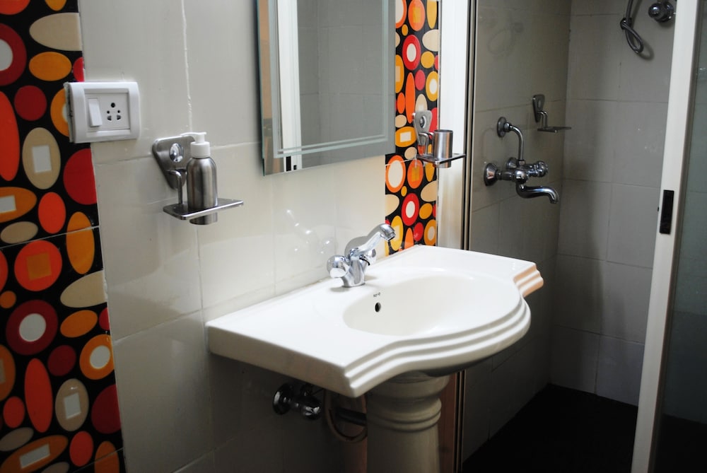 Deluxe Double Room, 1 Bedroom, Private Bathroom, Ground Floor