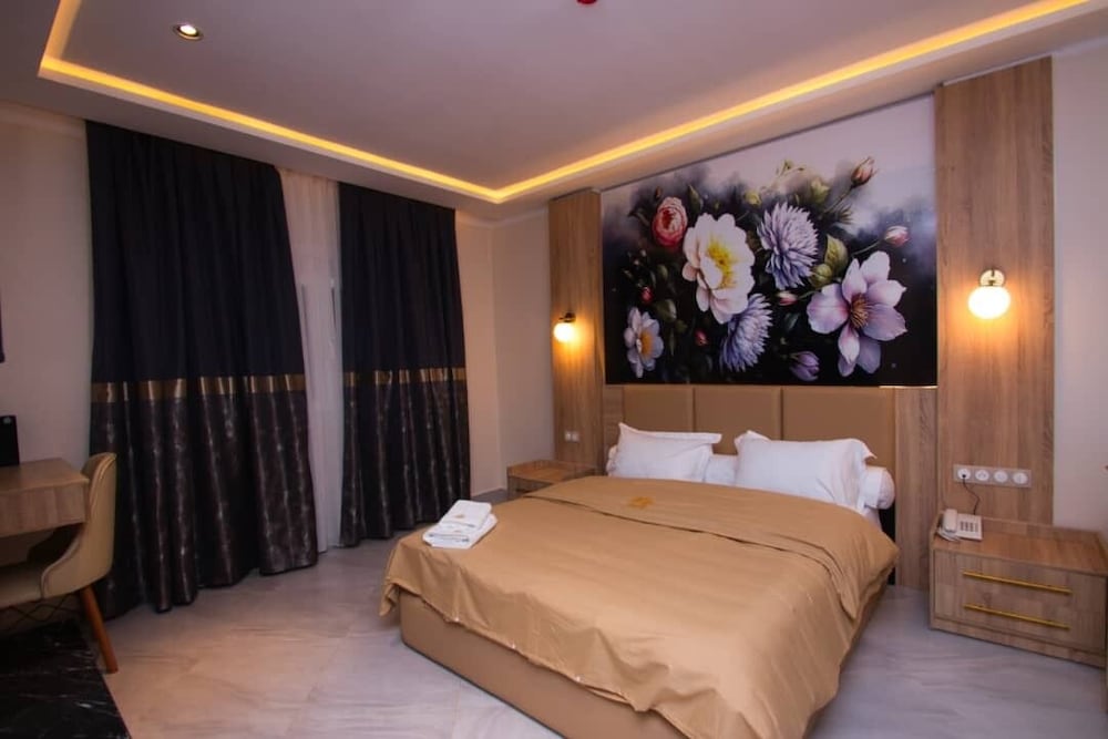 Deluxe Room, Courtyard View photo 2