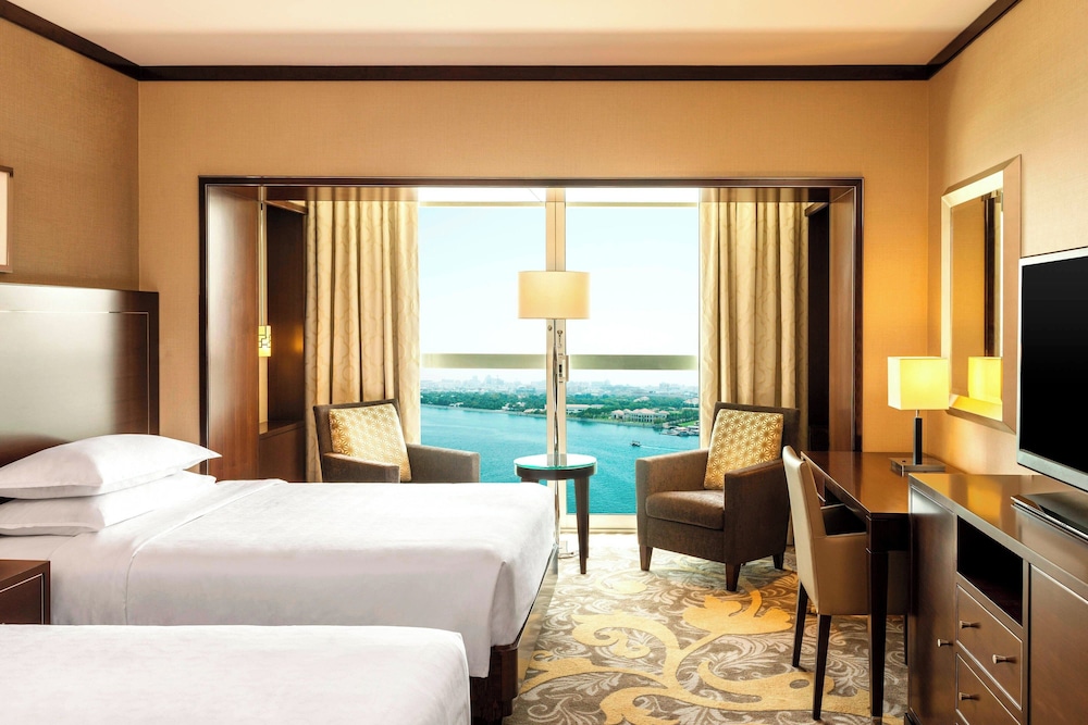 Executive Suite, 2 Twin Beds, Club lounge access photo 2