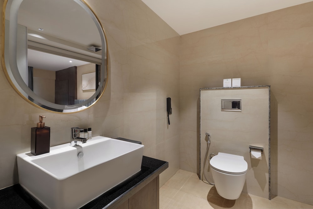 Deluxe Room, 1 Double Bed photo 3