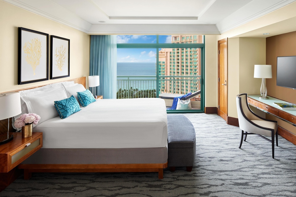 One Bedroom Ocean Suite