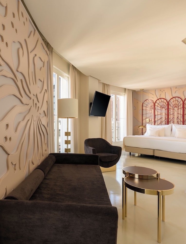 Suite (Gran Via view) - Photo 2