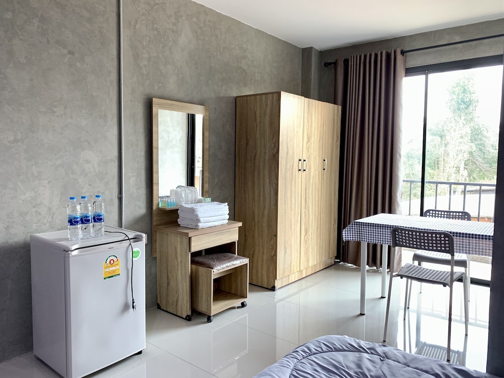 Standard Triple Room photo 2