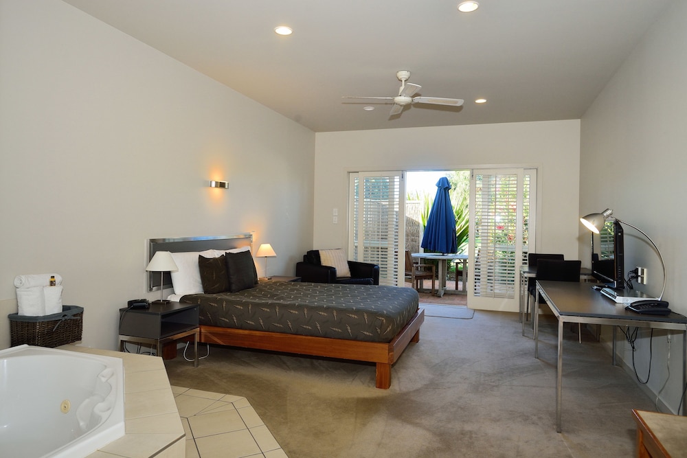 Luxury Spa Studio photo 3