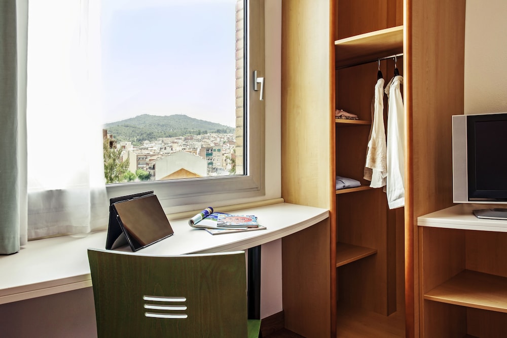 Room, Multiple Beds - Photo 3