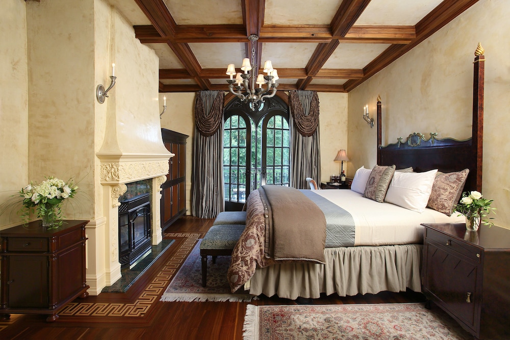 Luxury Suite, Balcony photo 3