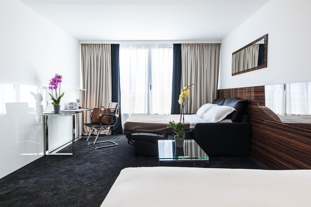Double Room (Privilege) - Photo 3