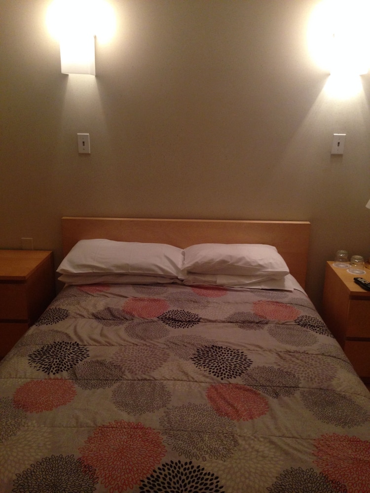 Standard Room, 1 Double Bed, Private Bathroom (Large Room) - Photo 1